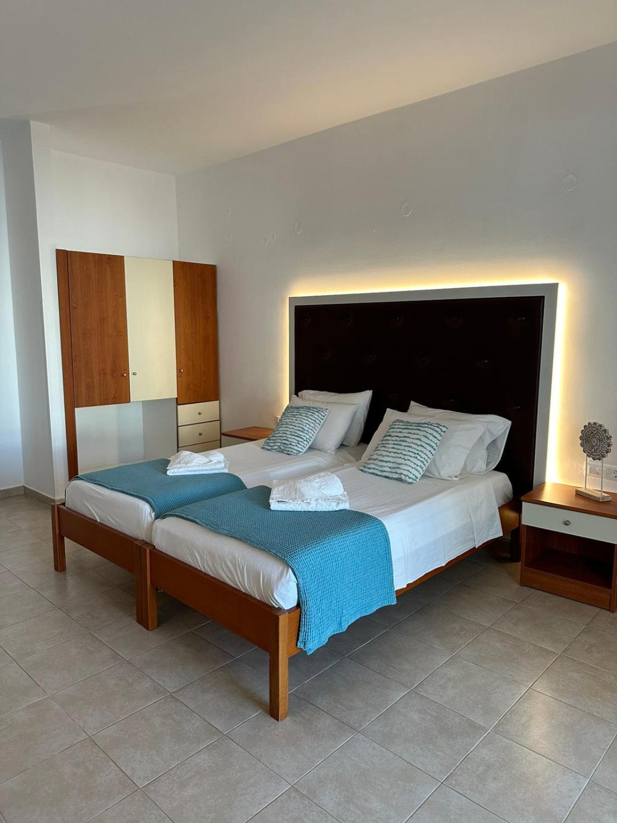 Apollonio Suites & Rooms Faliraki Rhodes Quarto foto