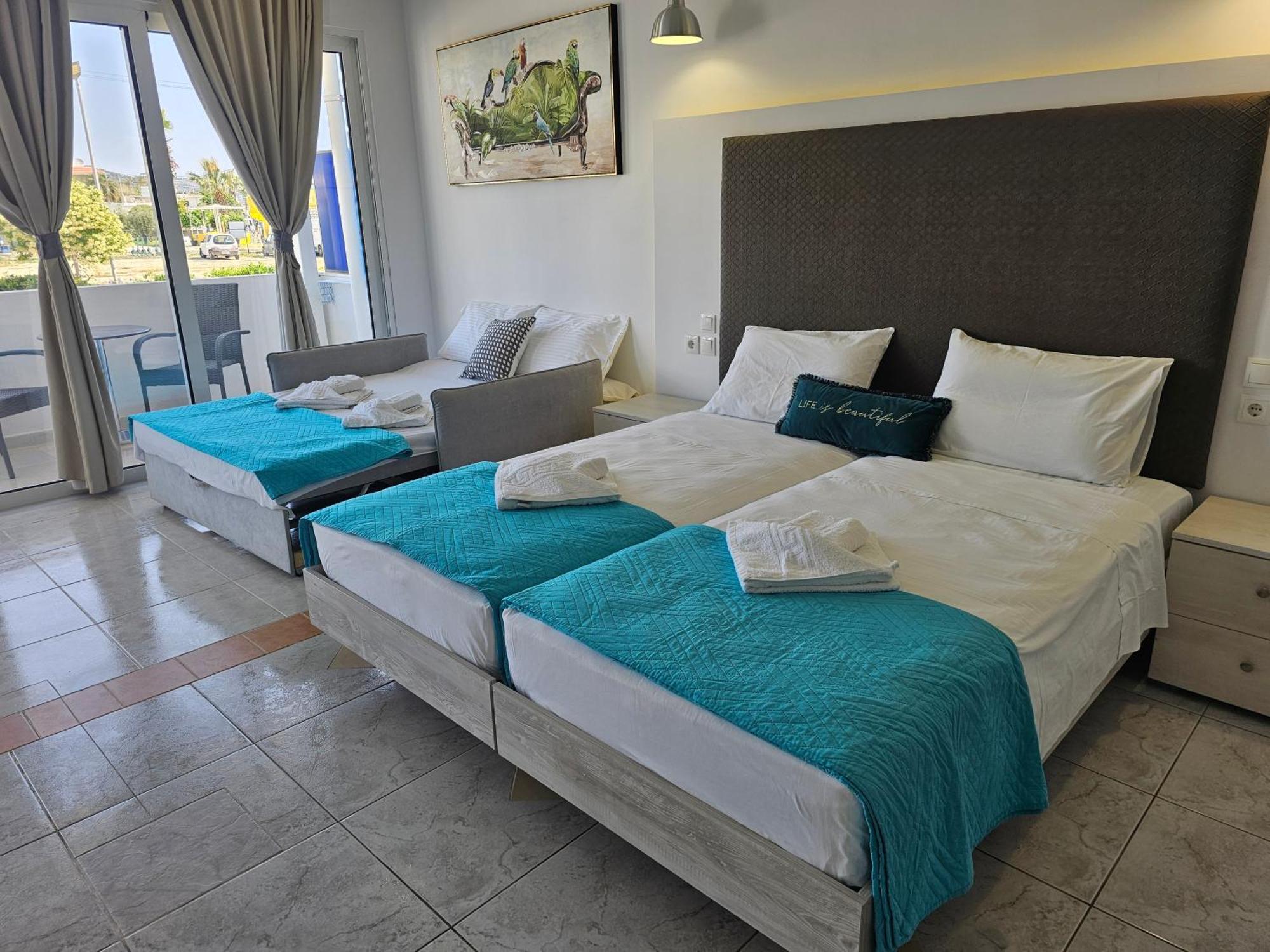 Apollonio Suites & Rooms Faliraki Rhodes Quarto foto